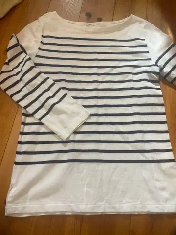 MACPHEE 보더 긴팔 롱T