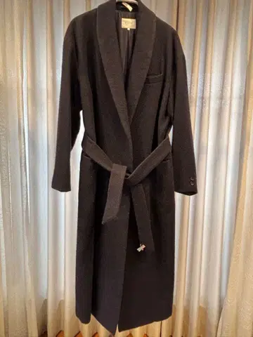 Phlannel 다크 네이비 가운 코트