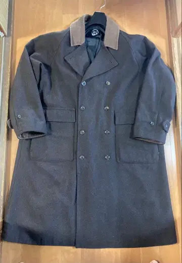 루즈 다크 브라운 더블 브레스트 코트