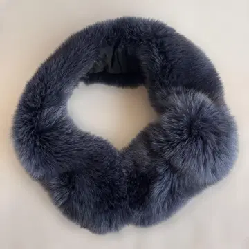 다크 블루 그레이 퍼 스톨 일본 의류에도!