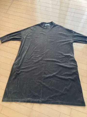 UNIVERSAL SEVEN 브라운 티셔츠 원피스 긴팔