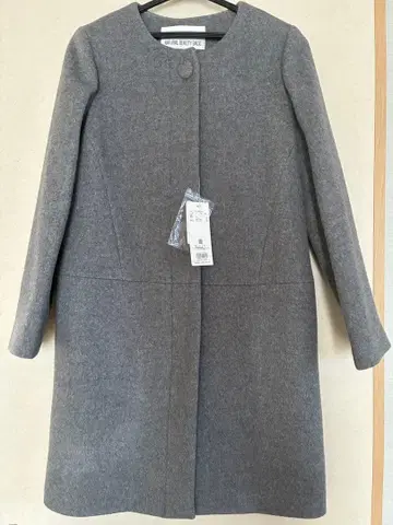 미사용 새상품 내추럴 뷰티 베이직 코트 S 사이즈