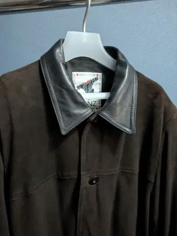 BONZ 옷깃 가죽 양가죽 카 코트