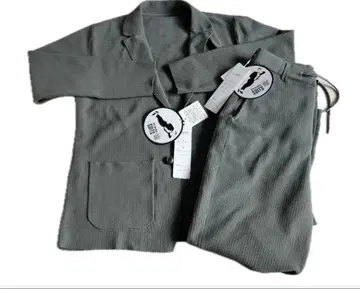 파자마 수트 AOKI 카키 S 셋업 택 포함 미사용 새상품