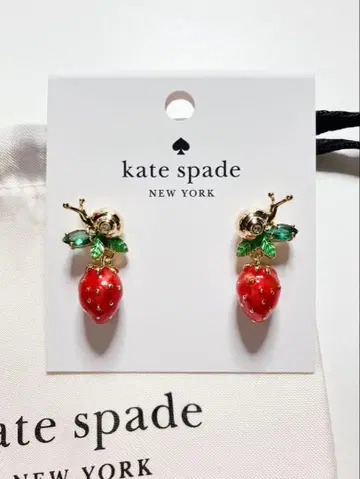 케이트 스페이드 달팽이와 스트로베리 귀걸이