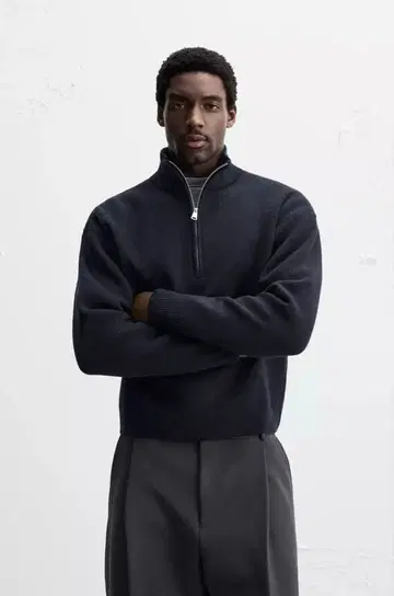 택 포함 새상품 ZARA 지퍼 칼라 스웨터