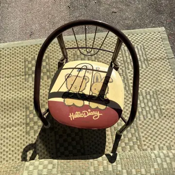 Hello Diary 캐릭터 의자 레트로