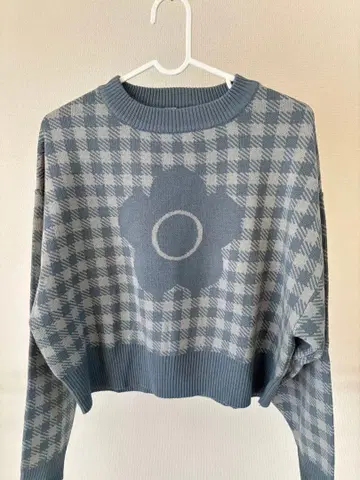 마리퀀트 데이지 자카드 니트