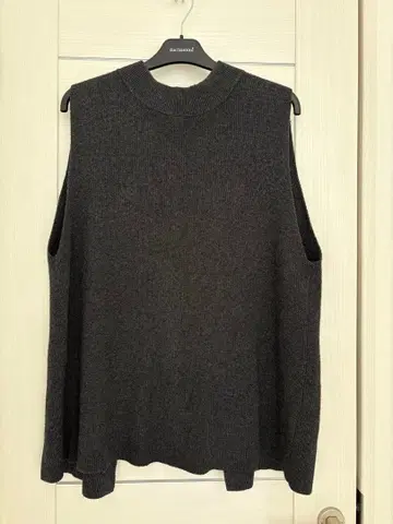 북유럽 생활 잡화점 KURASHI&Trips 뒷 리본 니트 베스트