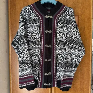 JEANASIS 티롤리안 가디건