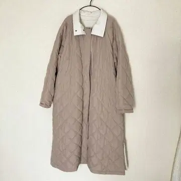 퀼팅 베이지 롱 코트
