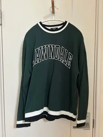 BEAMS 로고 트레이닝복