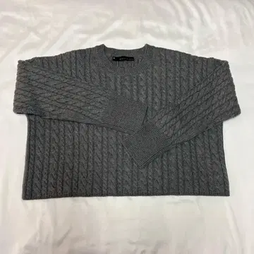 미사용 새상품 martinique 숏 니트 그레이