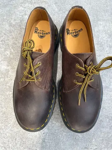 Dr. Martens 닥터마틴 다크 브라운