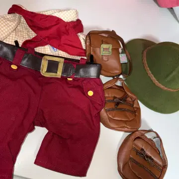 더피 인디아나 존스 25주년 옷 갈아입기 의류 세트 빨간색 팬츠와 햇