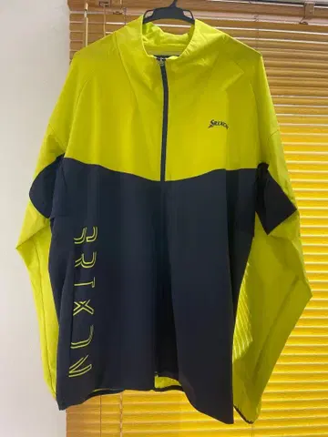 스릭슨 나일론 자켓