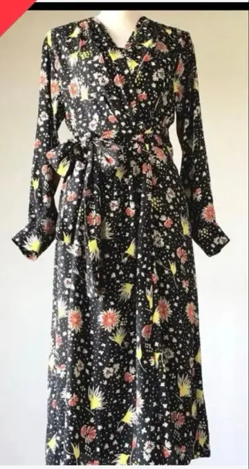 마르티니크 원피스 새상품급 블랙 꽃무늬