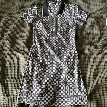 BANDL 별 패턴 폴로 원피스