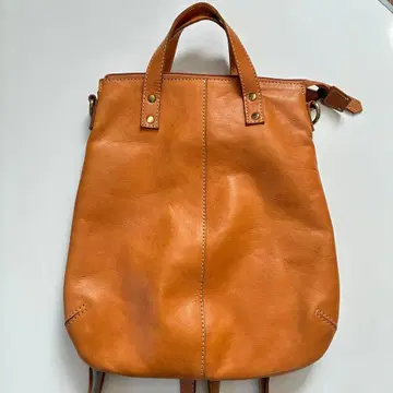 PEAKSPEAK 피크스피크 카멜 가죽 백팩