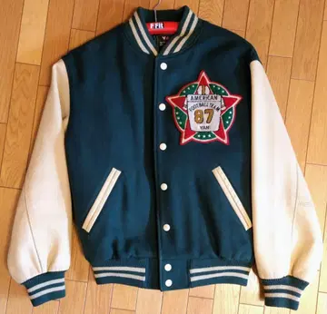 VAN JAC 바시티 자켓 자수 패치 그린 x 크림 M 사이즈 소가죽