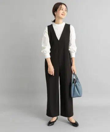 블랙 V넥 올인원 어반 리서치 도어스 미사용 새상품