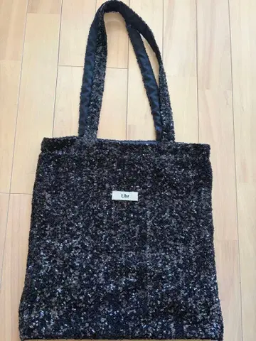 Uhr 우아 스팽글 블랙 토트백