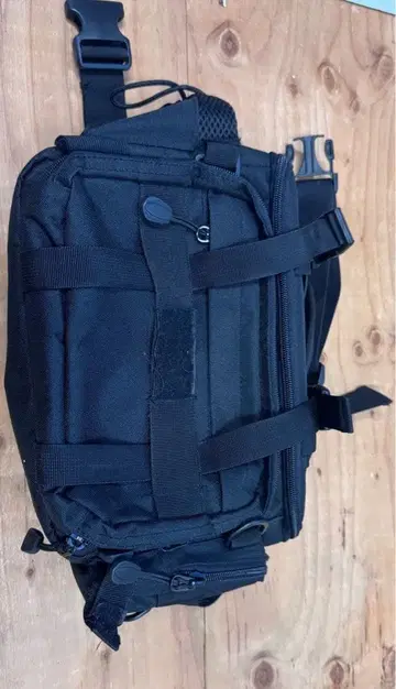 에깅용 블랙 바디백 약 30cm x 20cm x 10cm