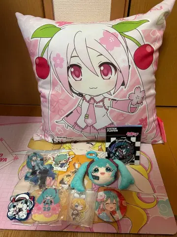 하츠네 미쿠 굿즈 모음