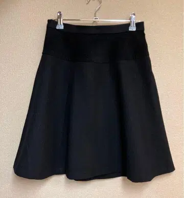 빔즈 하트 스커트 블랙 울 미사용