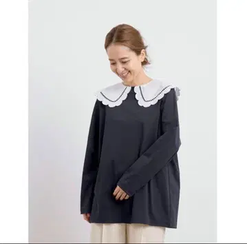 yori 스캘럽 칼라 롱Tee 네이비