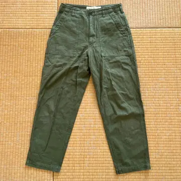 THE SHINZONE 올리브 그린 워크 팬츠