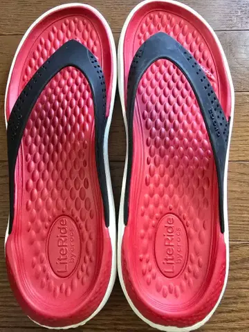 Crocs LiteRide 샌들 M 11 레드/블랙