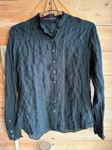 Mademoiselle NOW 블랙 긴팔 셔츠