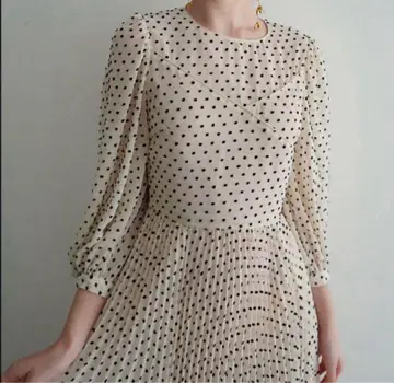 새상품급 [ ACKA ] 도트 원피스 플리츠 롱 원피스