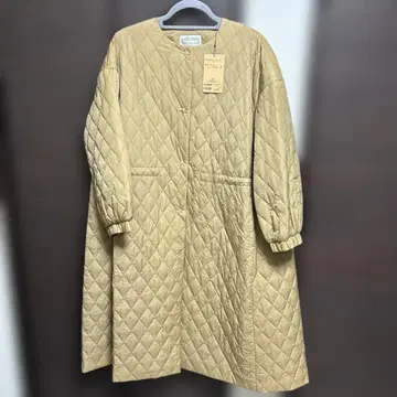 새상품 BEARDSLEY 퀼팅 코트