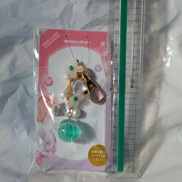 nanaco plus+ 꽃 모티브 키링 파랑 물방울