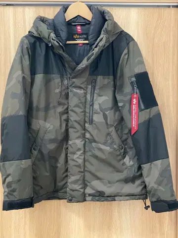 ALPHA INDUSTRIES 카모플라쥬 자켓 M