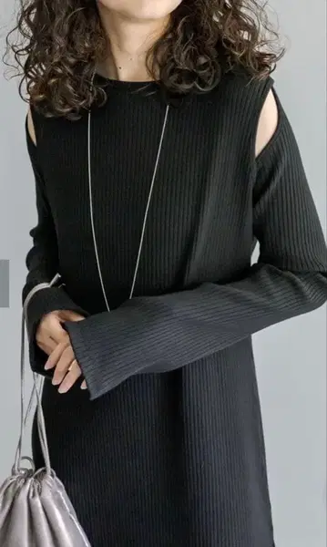 mystic 컷 아웃 리브 원피스 black