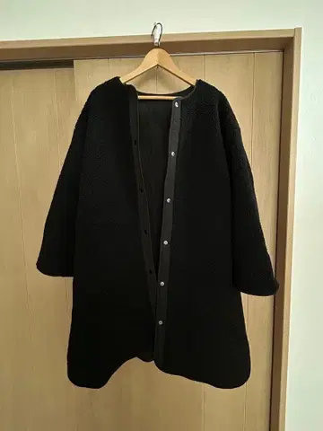 리버서블 퀼팅 코트