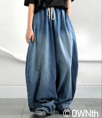 밑단 드로스트 디자인 데님 벌룬 팬츠