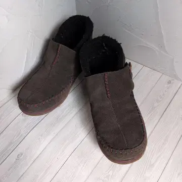 다크 브라운 어그 부츠 버튼 포함 23.0