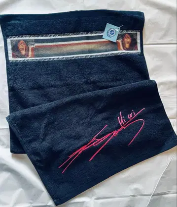 K-POP 타월 블랙 장근석 사인 자수 프린트