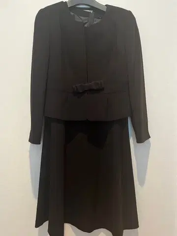 블랙 원피스 수트 (자켓 포함)