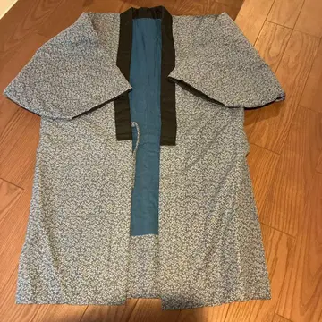 블루 계열 꽃무늬 캐주얼 반팔 기모노