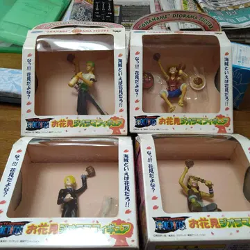 원피스 꽃놀이 디오라마 피규어 4종 세트 (미개봉)