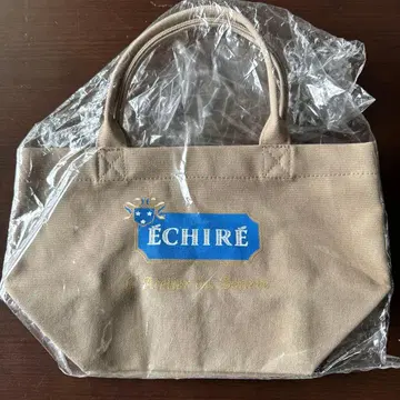 에시레 아자부다이힐즈점 한정판 토트백