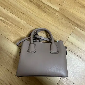 그레이 핸드백 합성 피혁