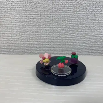 입체 포켓몬 도감 체리버