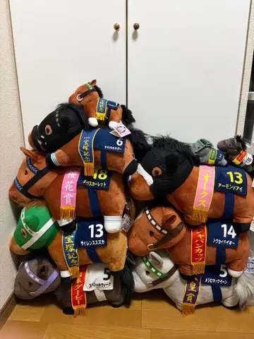 서러브레드 컬렉션 봉제 인형 세트