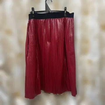 ZARA 빨간색 플리츠 롱 스커트 밴딩 인조 가죽